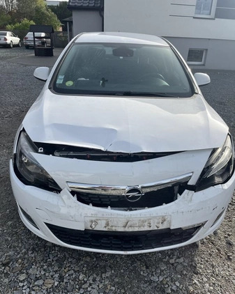 Opel Astra cena 13500 przebieg: 179000, rok produkcji 2011 z Brzesko małe 56